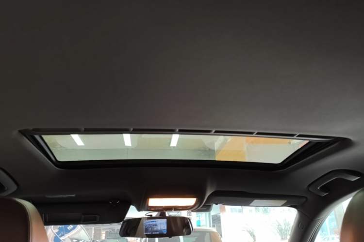 Used Audi A4L 2015 35 TFSI Automatic Comfort Model Headliner