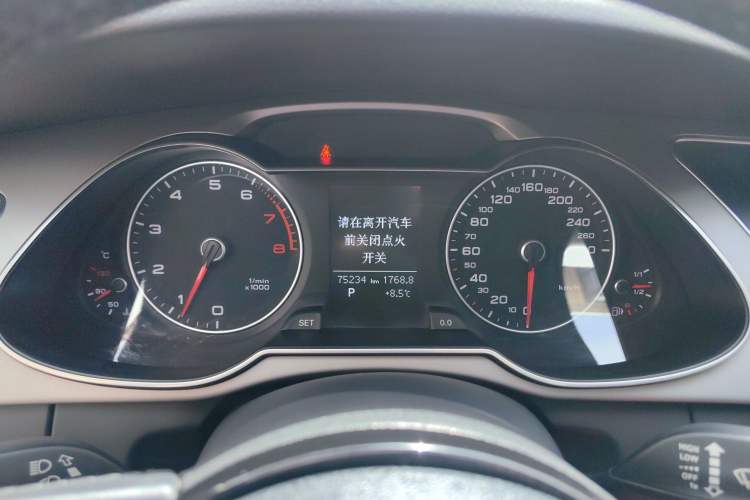 Used Audi A4L 2015 35 TFSI Automatic Standard Model Instrument Cluster