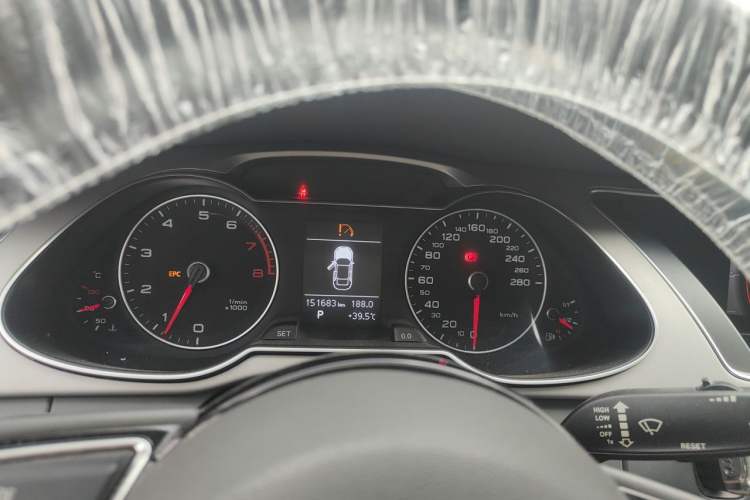 Used Audi A4L 2015 35 TFSI Automatic Standard Model Instrument Cluster