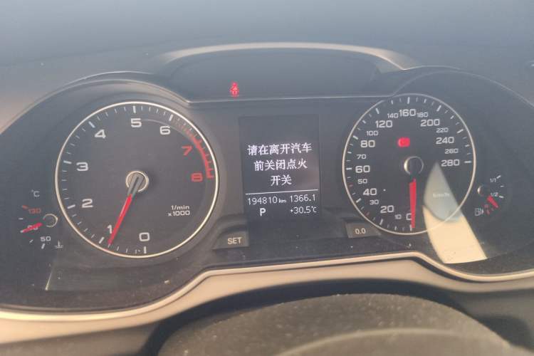 Used Audi A4L 2015 35 TFSI Automatic Standard Model Instrument Cluster