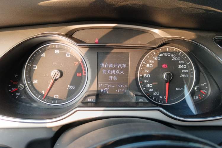 Used Audi A4L 2015 35 TFSI Automatic Standard Model Instrument Cluster