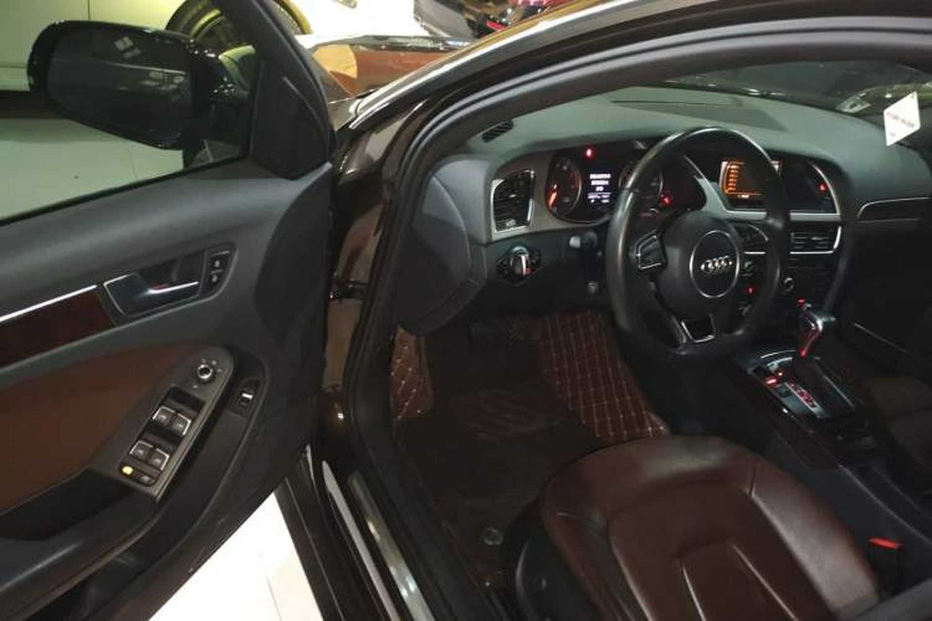 Used Audi A4L 2015 35 TFSI Automatic Comfort Model Interior 3