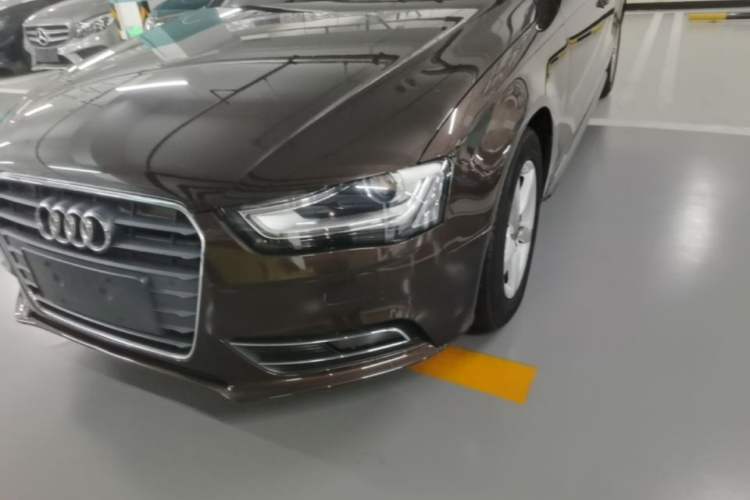 Used Audi A4L 2015 35 TFSI Automatic Standard Model Left Front Headlight