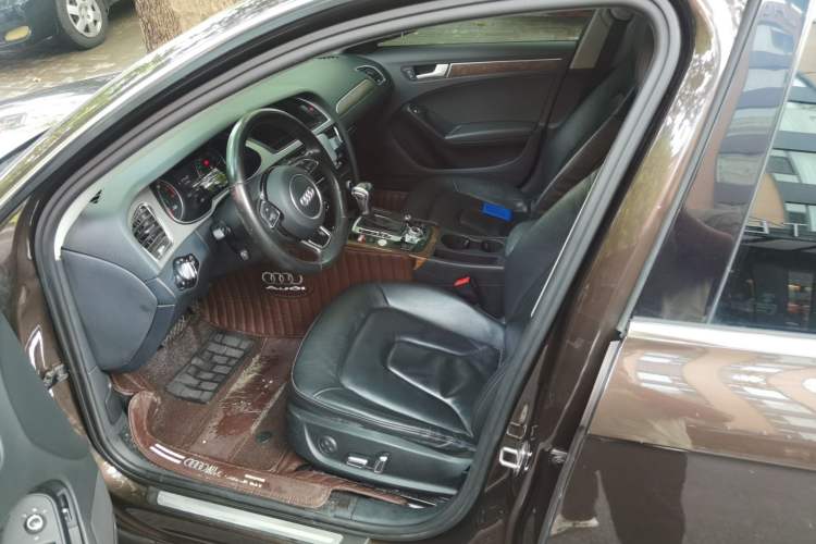 Used Audi A4L 2015 35 TFSI Automatic Comfort Model Left Front Seat