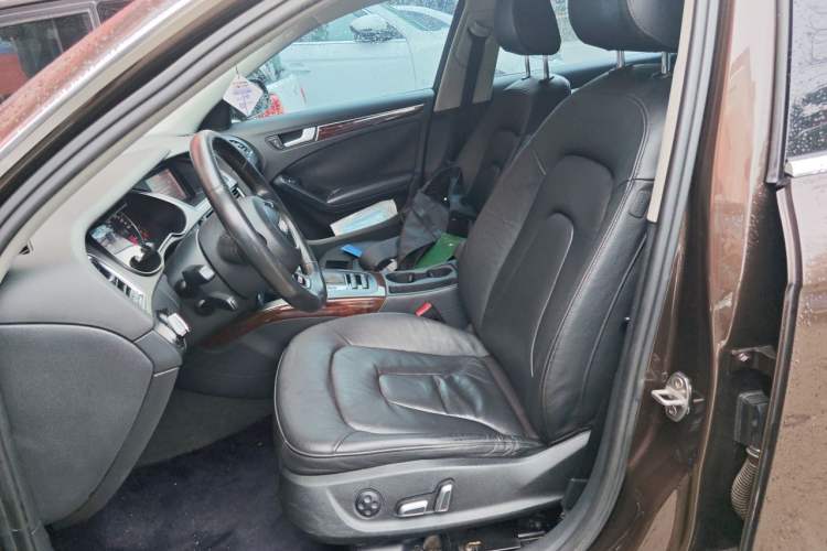 Used Audi A4L 2015 35 TFSI Automatic Comfort Model Left Front Seat
