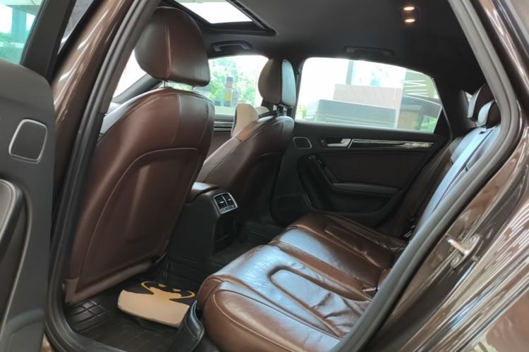 Used Audi A4L 2015 35 TFSI Automatic Comfort Model Left Rear Seat