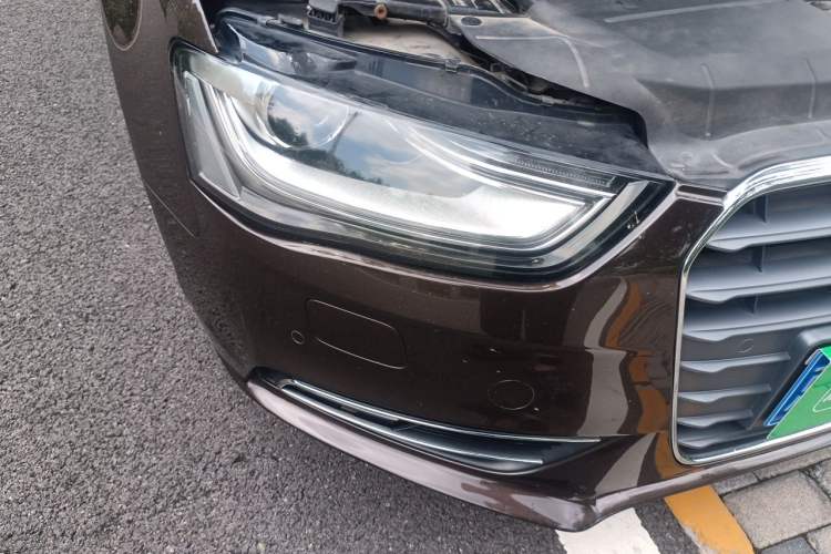 Used Audi A4L 2015 35 TFSI Automatic Standard Model Right Front Headlight