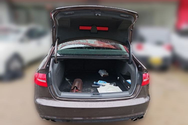 Used Audi A4L 2015 35 TFSI Automatic Comfort Model Trunk