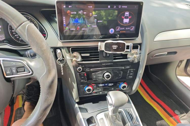 Used Audi A4L 2015 35 TFSI Automatic Standard Model Audio And AC Panel