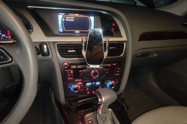 Used Audi A4L 2015 35 TFSI Millionth Anniversary Comfort Edition Audio And AC Panel