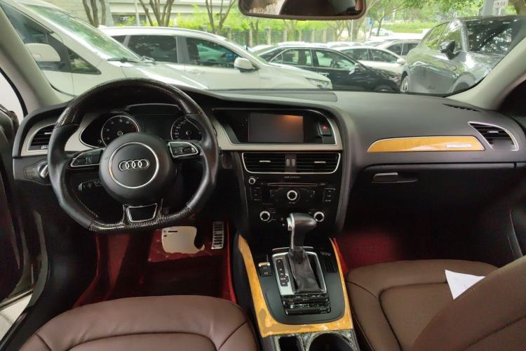 Used Audi A4L 2015 35 TFSI Automatic Standard Model Center Console