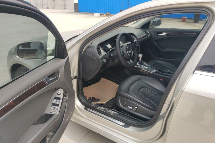 Used Audi A4L 2015 35 TFSI Automatic Comfort Model Driver Seat