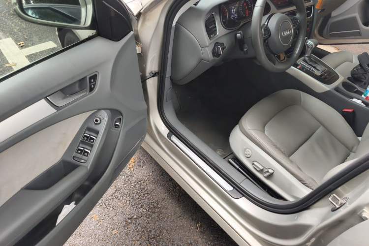 Used Audi A4L 2015 35 TFSI Automatic Standard Model Driver Seat
