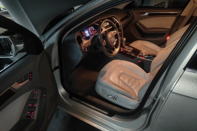 Used Audi A4L 2015 35 TFSI Millionth Anniversary Comfort Edition Driver Seat