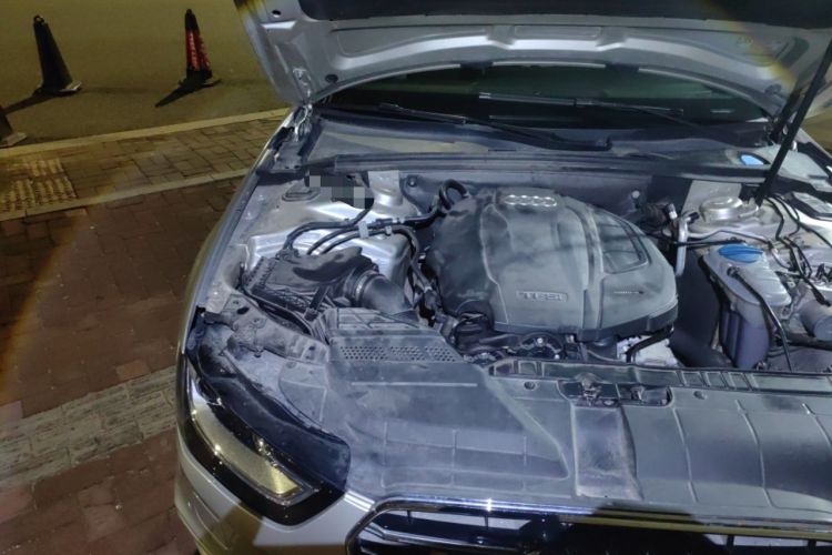 Used Audi A4L 2015 45 TFSI quattro Individual Sport Edition Engine Bay Right