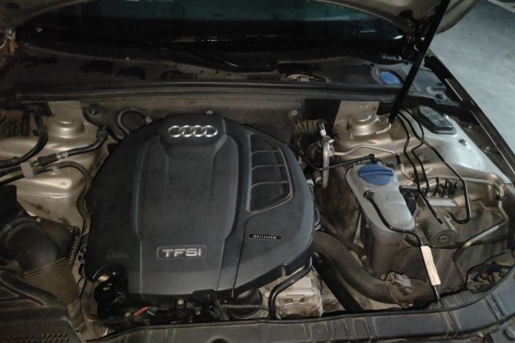 Used Audi A4L 2015 35 TFSI Millionth Anniversary Comfort Edition Engine Bay