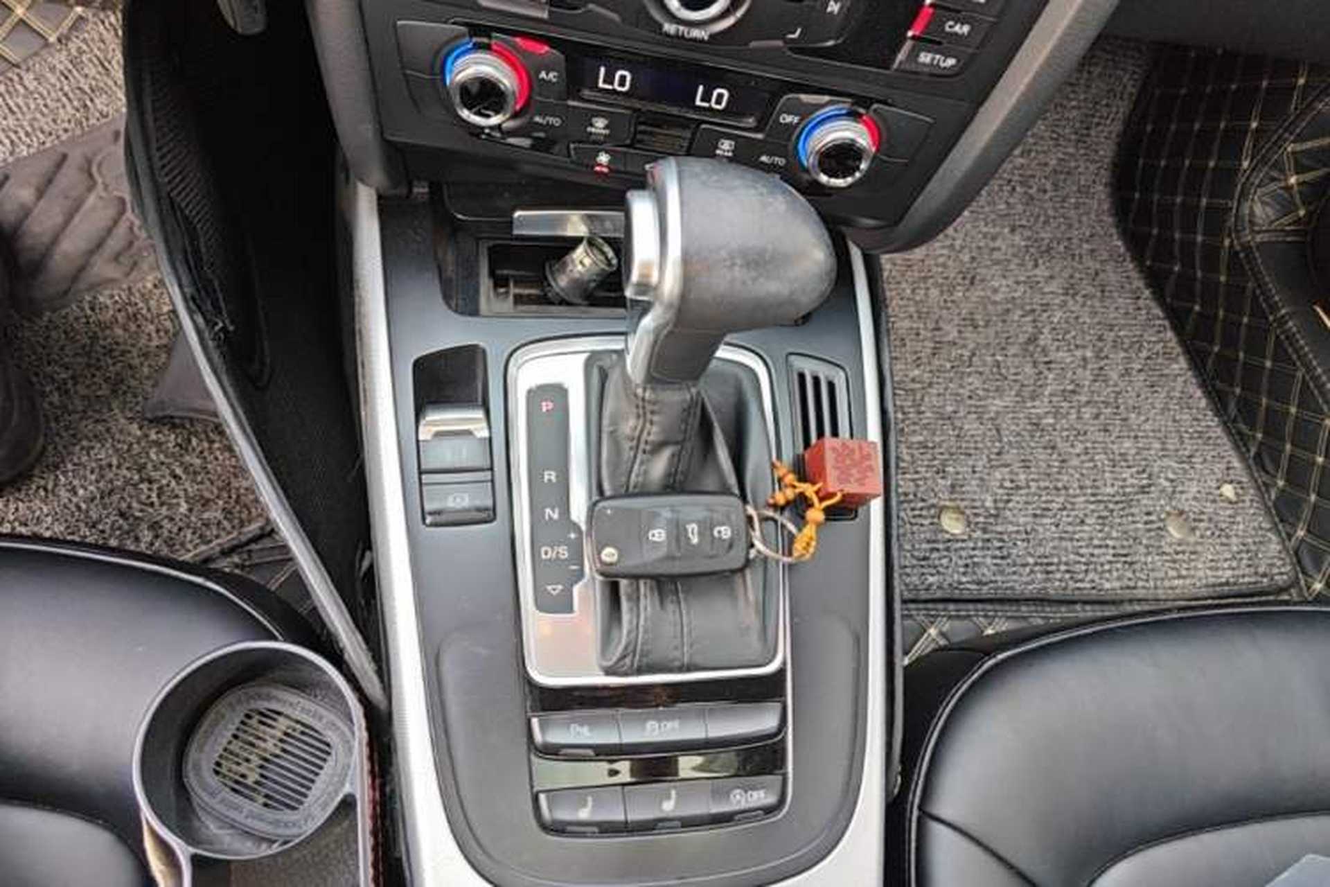 Used Audi A4L 2015 35 TFSI Automatic Standard Model Gear Lever