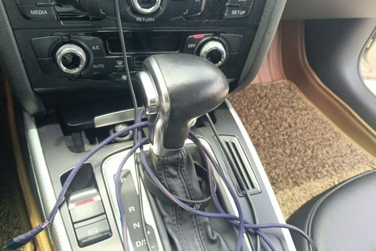 Used Audi A4L 2015 45 TFSI quattro Individual Sport Edition Gear Lever