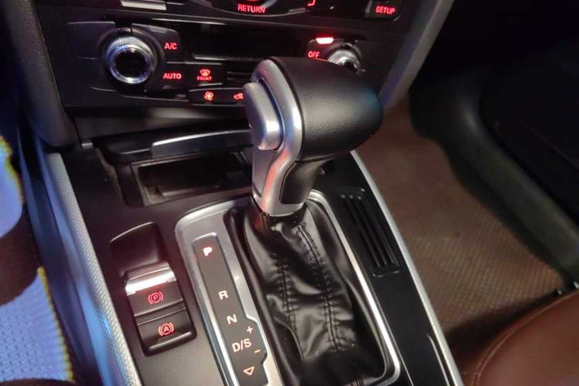 Used Audi A4L 2015 45 TFSI quattro Individual Sport Edition Gear Lever