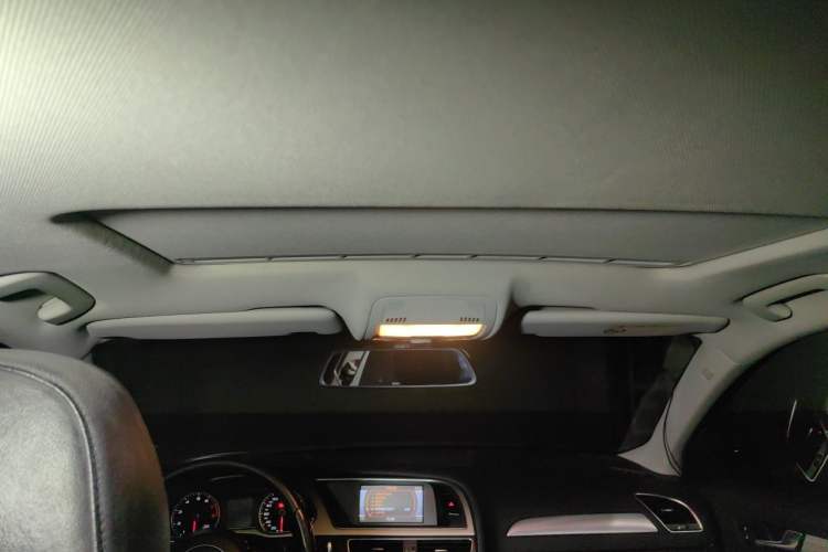 Used Audi A4L 2015 35 TFSI Automatic Standard Model Headliner