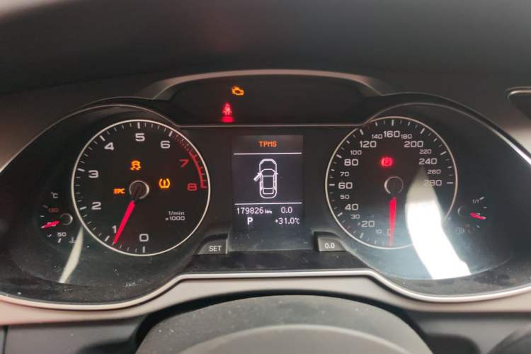Used Audi A4L 2015 35 TFSI Automatic Standard Model Instrument Cluster