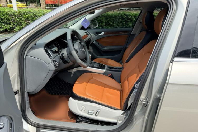 Used Audi A4L 2015 35 TFSI Automatic Standard Model Interior 9