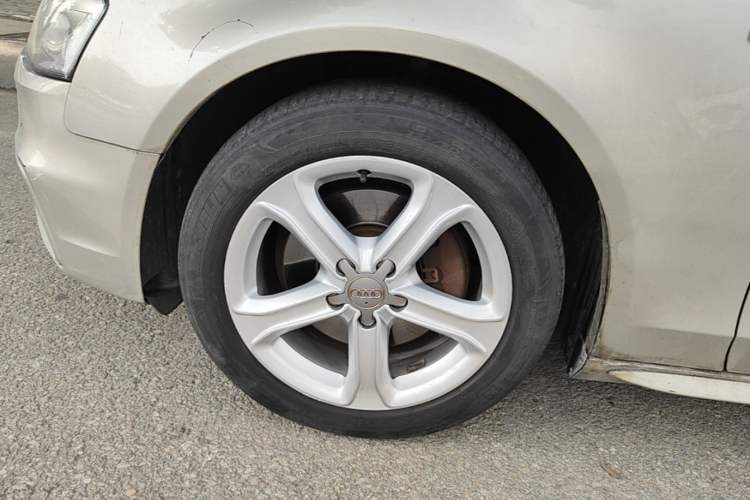 Used Audi A4L 2015 45 TFSI quattro Individual Sport Edition Left Front Wheel Hub