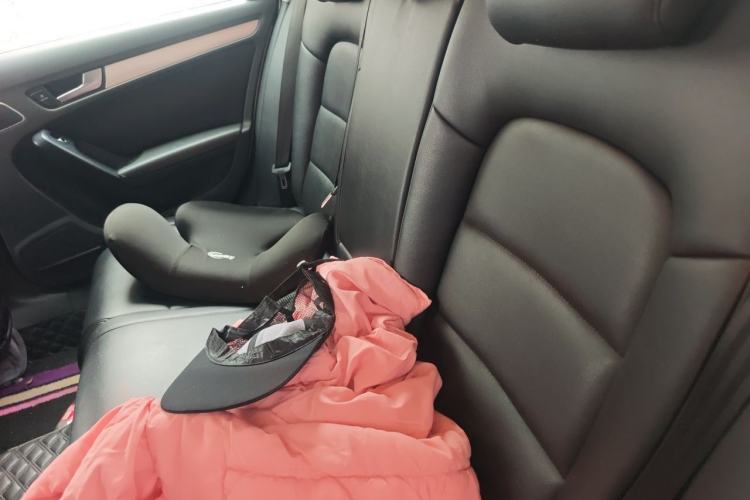 Used Audi A4L 2015 35 TFSI Automatic Standard Model Left Rear Seat