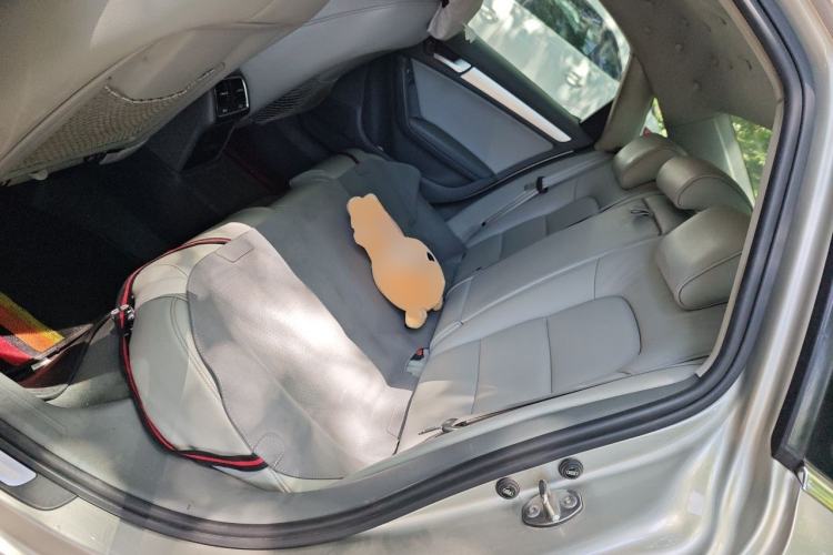Used Audi A4L 2015 35 TFSI Automatic Standard Model Left Rear Seat