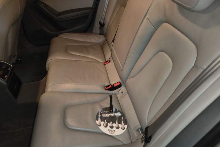Used Audi A4L 2015 35 TFSI Millionth Anniversary Comfort Edition Left Rear Seat