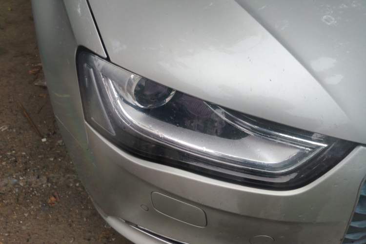 Used Audi A4L 2015 35 TFSI Automatic Comfort Model Right Front Headlight