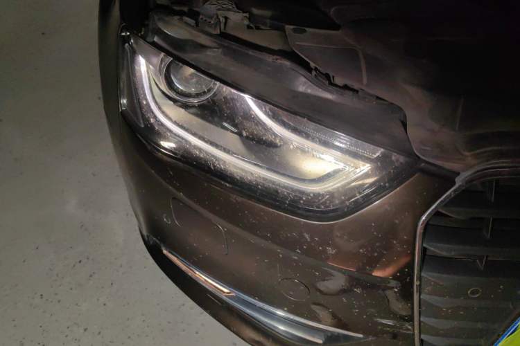 Used Audi A4L 2015 35 TFSI Automatic Standard Model Right Front Headlight
