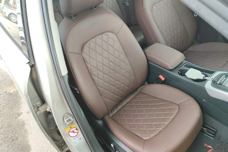 Used Audi A4L 2015 45 TFSI quattro Individual Sport Edition Right Front Seat