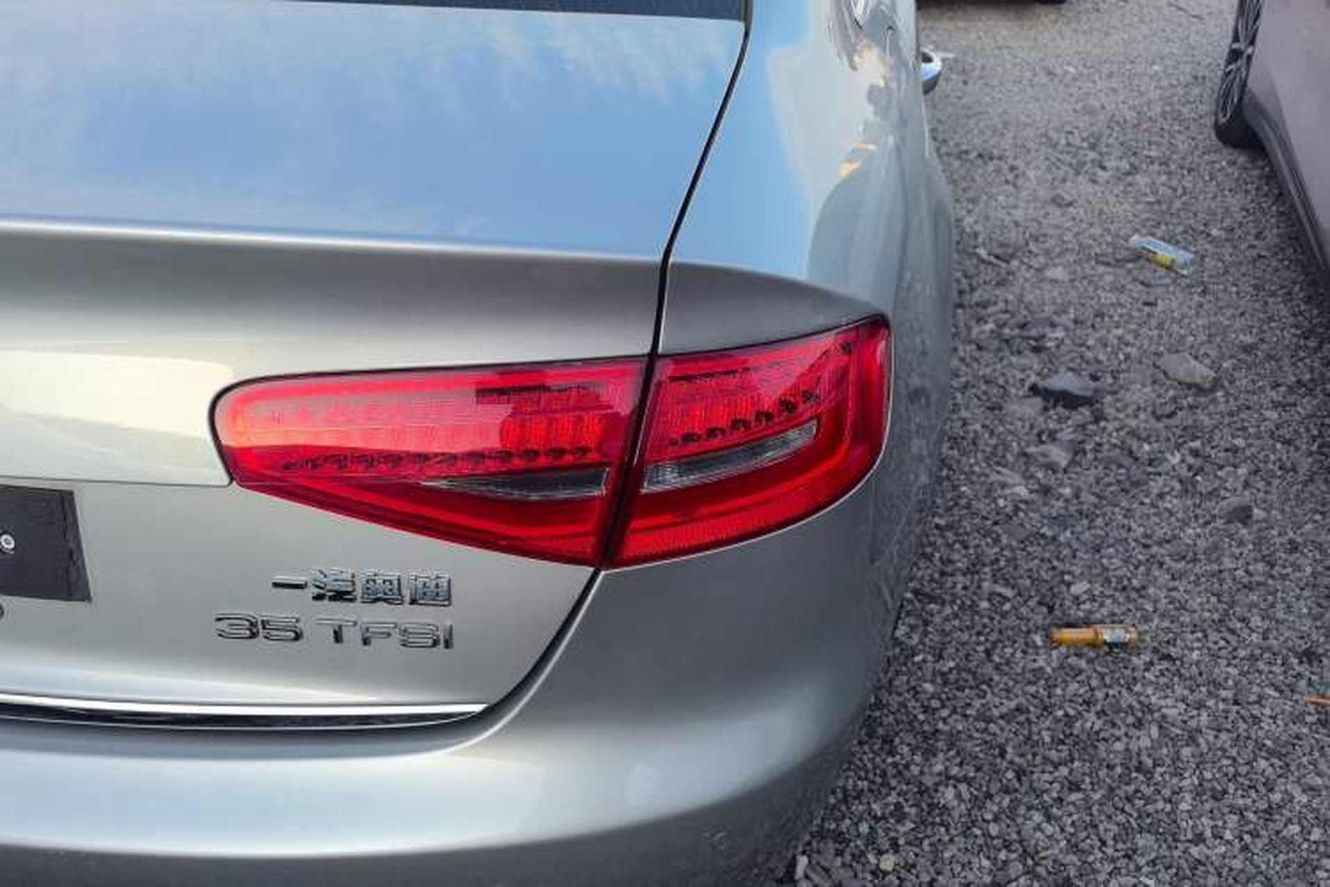 Used Audi A4L 2015 35 TFSI Automatic Standard Model Right Rear Taillight