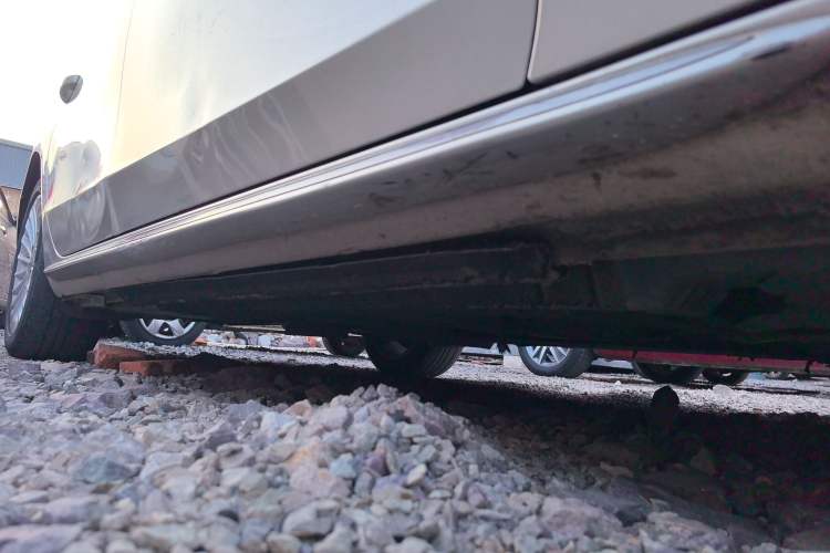 Used Audi A4L 2015 35 TFSI Automatic Standard Model Right Side Sill