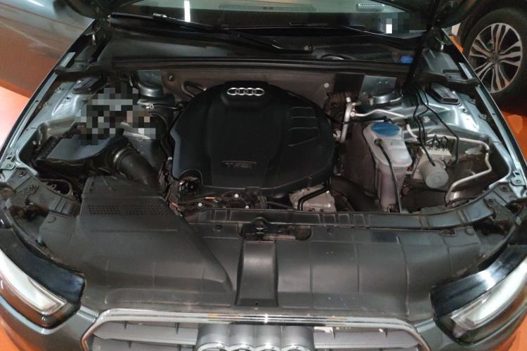 Used Audi A4L 2015 35 TFSI Automatic Comfort Model Engine Bay