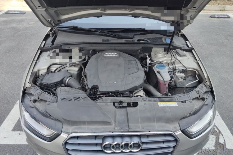 Used Audi A4L 2015 35 TFSI Automatic Standard Model Engine Bay