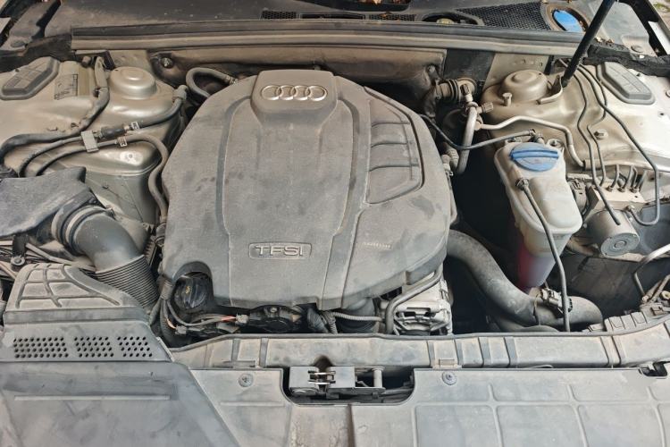 Used Audi A4L 2015 35 TFSI Automatic Comfort Model Engine Bay