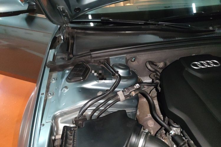 Used Audi A4L 2015 35 TFSI Automatic Comfort Model Engine Bay Right