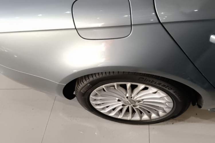 Used Audi A4L 2015 35 TFSI Automatic Comfort Model Exterior 3