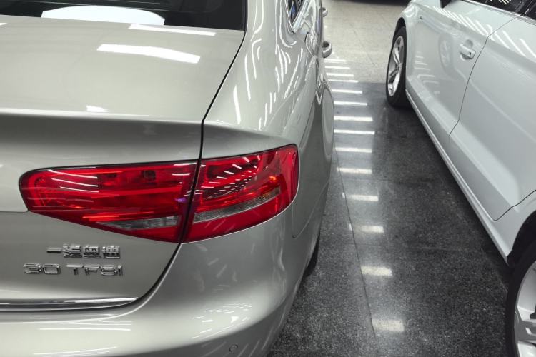 Used Audi A4L 2015 30 TFSI Automatic Comfort Model Exterior 3