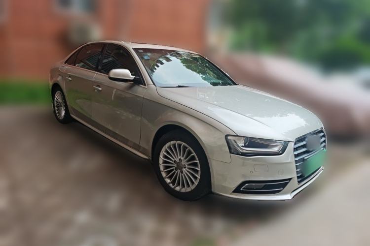 Used Audi A4L 2015 35 TFSI Automatic Comfort Model Front Right 45 Deg