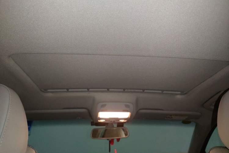 Used Audi A4L 2015 35 TFSI Automatic Comfort Model Headliner