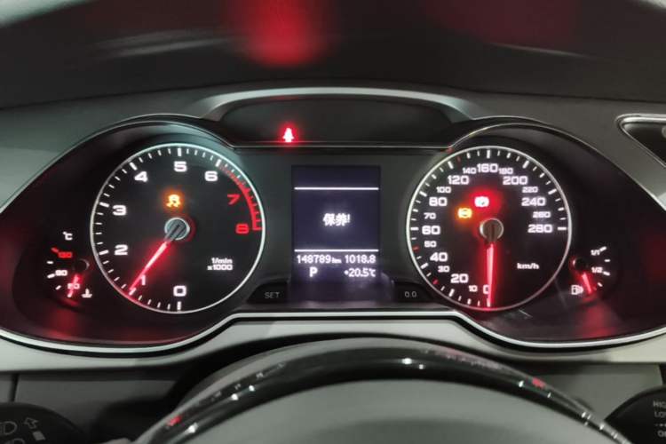 Used Audi A4L 2015 35 TFSI Automatic Comfort Model Instrument Cluster