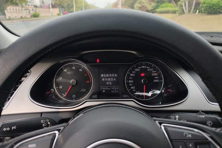 Used Audi A4L 2015 35 TFSI Automatic Standard Model Instrument Cluster