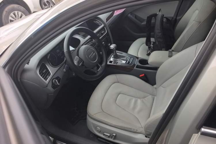 Used Audi A4L 2015 35 TFSI Automatic Comfort Model Left Front Seat