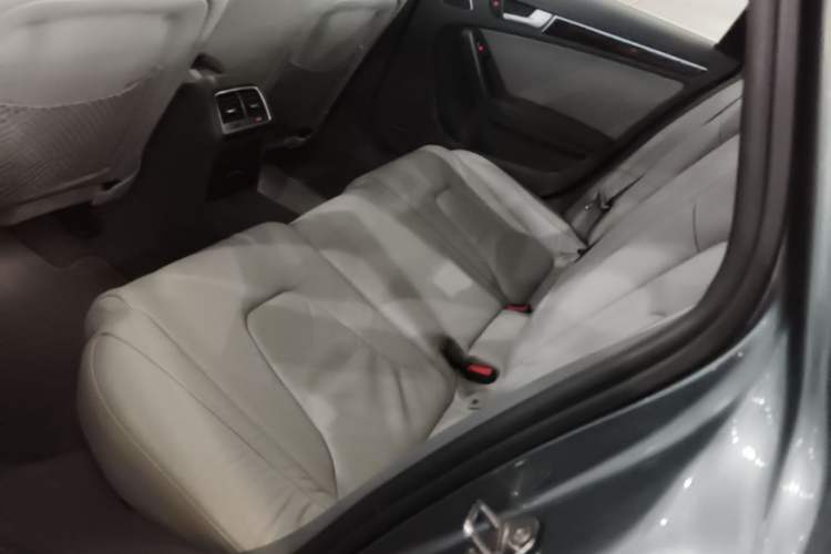 Used Audi A4L 2015 35 TFSI Automatic Comfort Model Left Rear Seat