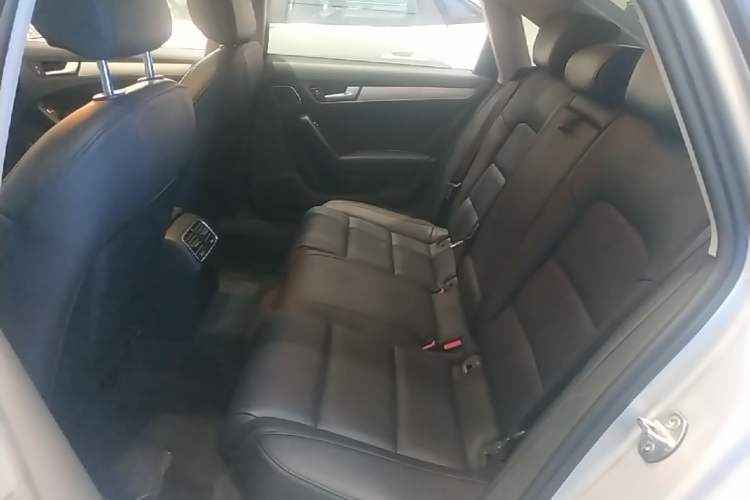 Used Audi A4L 2015 45 TFSI quattro Individual Sport Edition Left Rear Seat