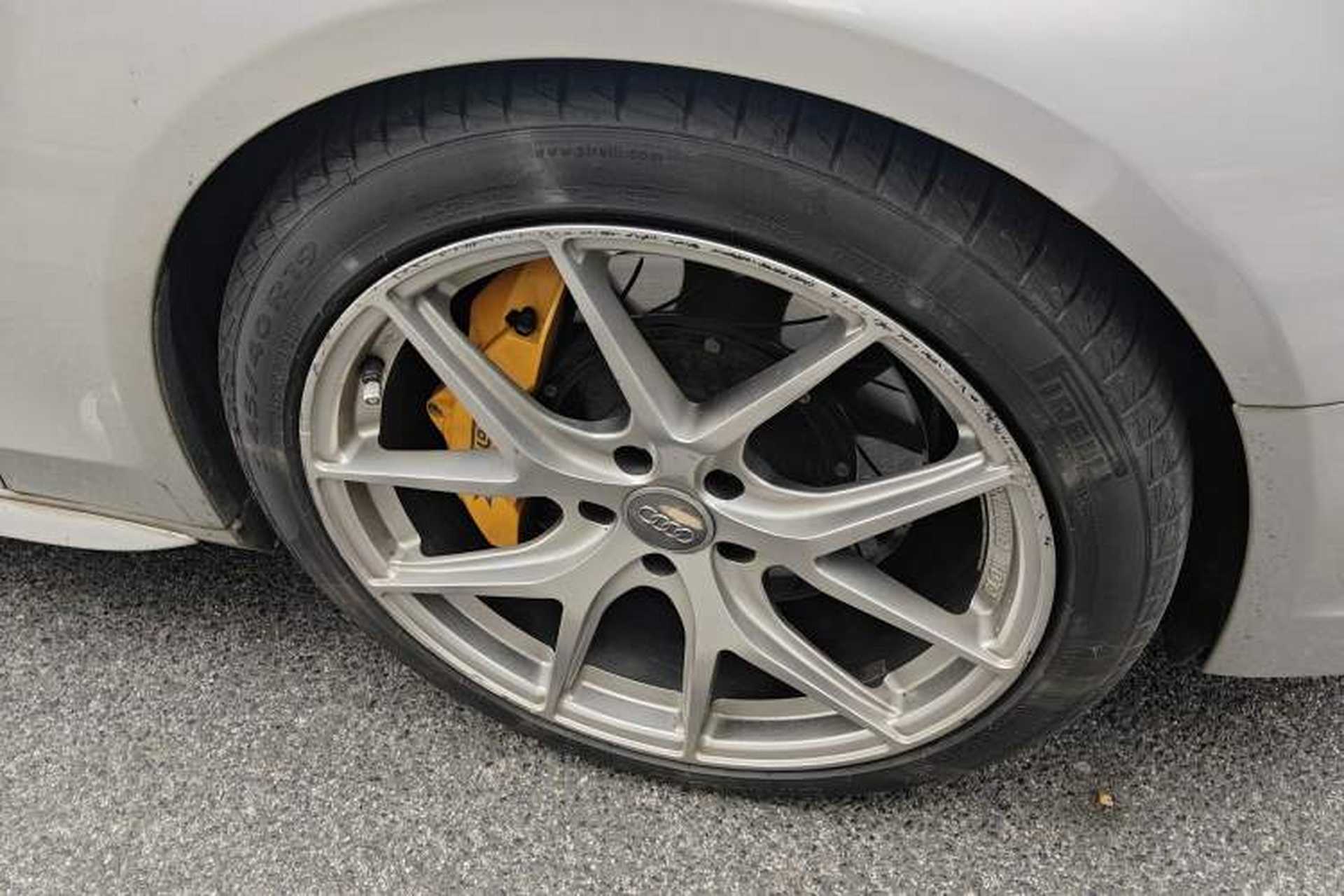 Used Audi A4L 2015 45 TFSI quattro Individual Sport Edition Right Front Wheel Hub