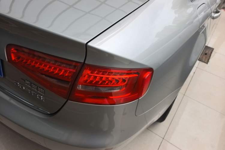 Used Audi A4L 2015 35 TFSI Automatic Comfort Model Right Rear Taillight